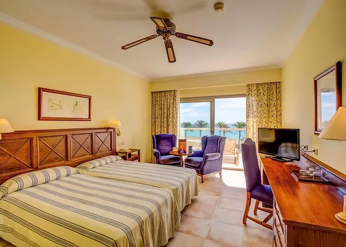 Sbh Palace Thalasso & מלון