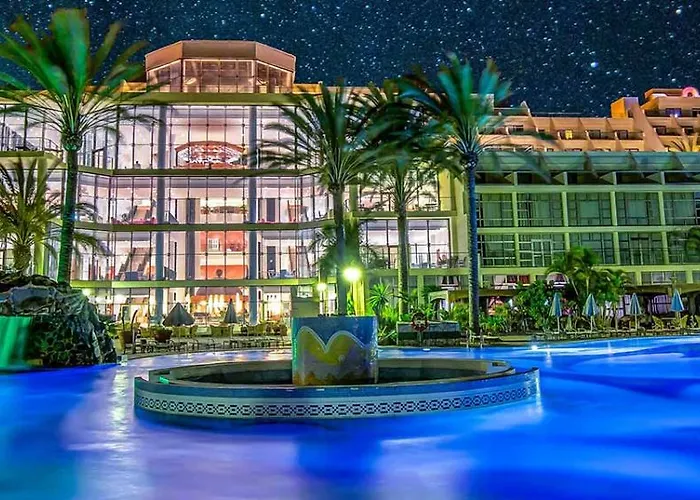 Sbh Palace Thalasso & מלון