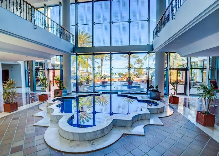Sbh Palace Thalasso & מלון 4*