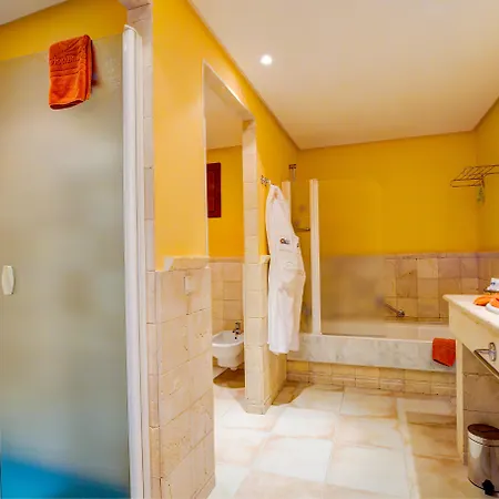 Sbh Palace Thalasso & كوستا كالما