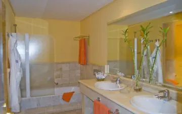 Sbh Palace Thalasso & Κόστα Κάλμα